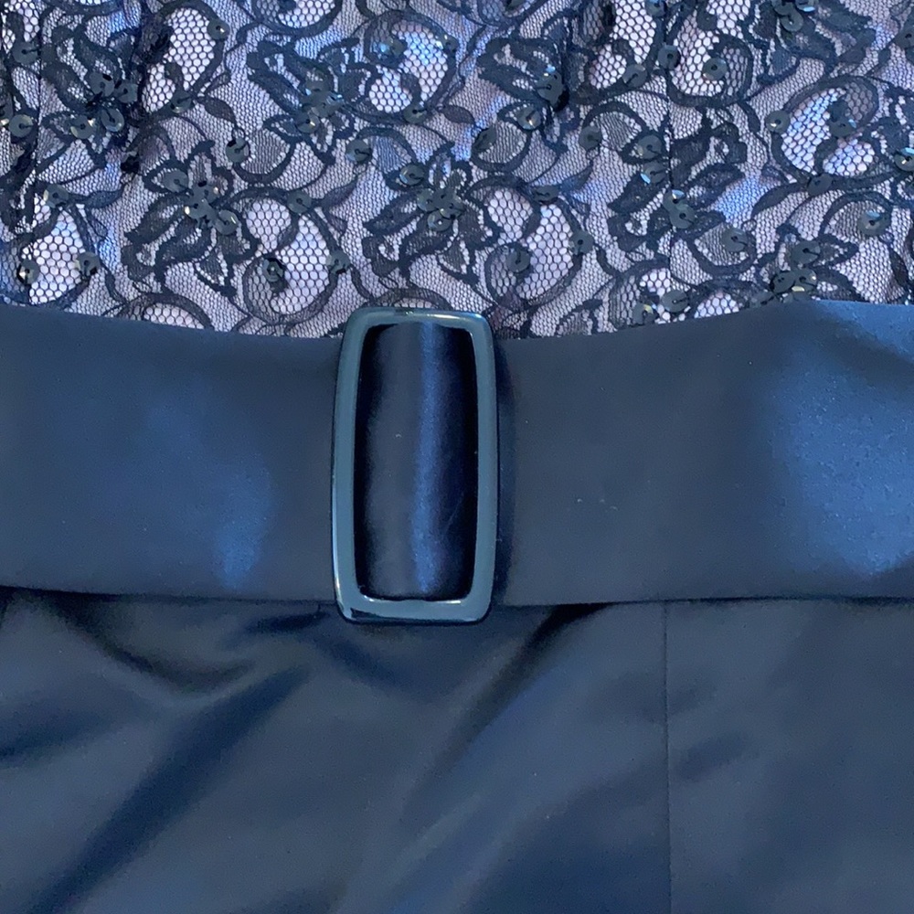 Betsy Johnson dress - Picture 3 of 8